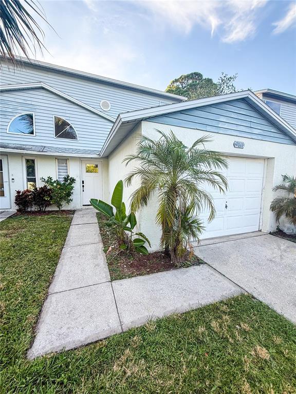 7011 OAKWOOD DRIVE