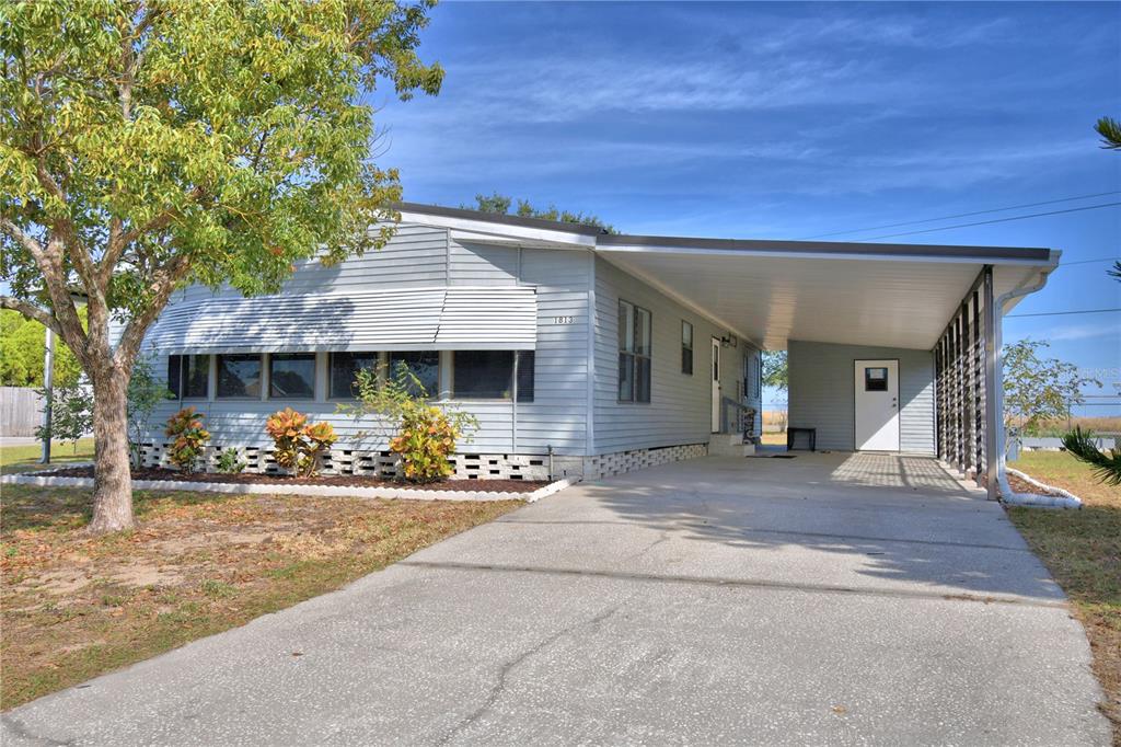 1813 PAULINE DRIVE