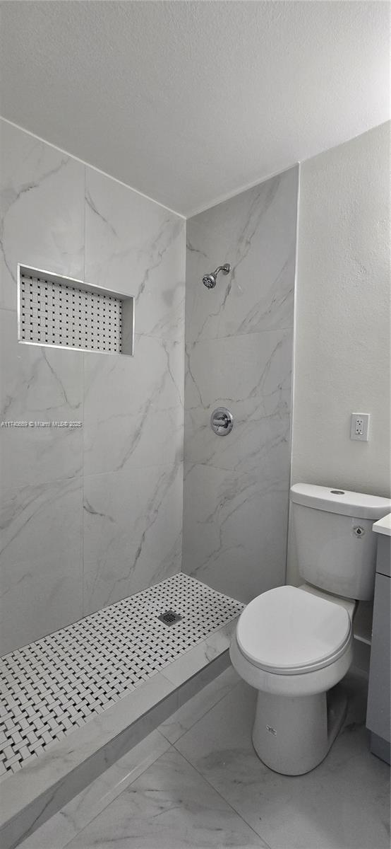 391 E 4th Ave # 1, Hialeah FL 33010