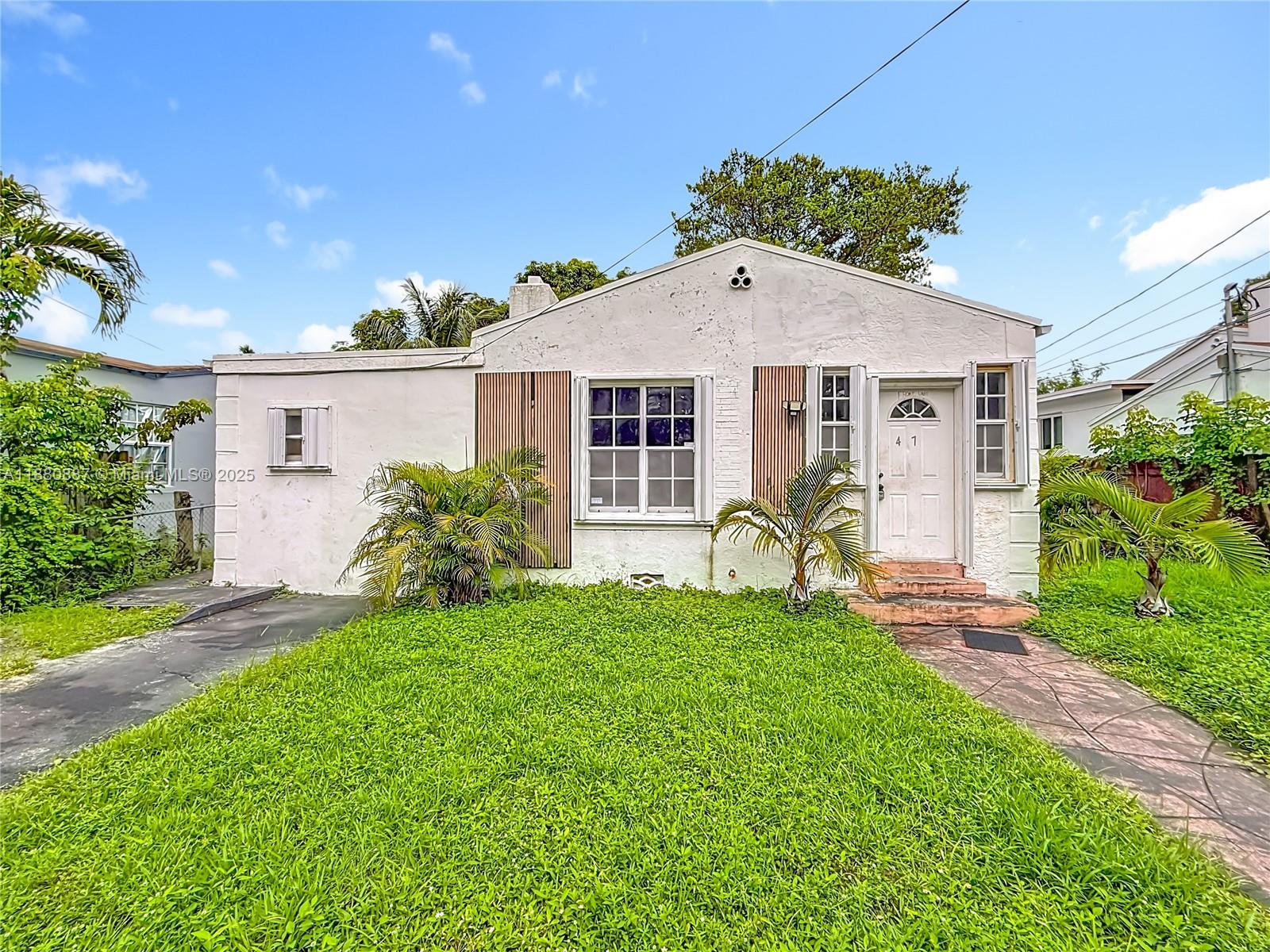 47 NW 49th St, Miami FL 33127