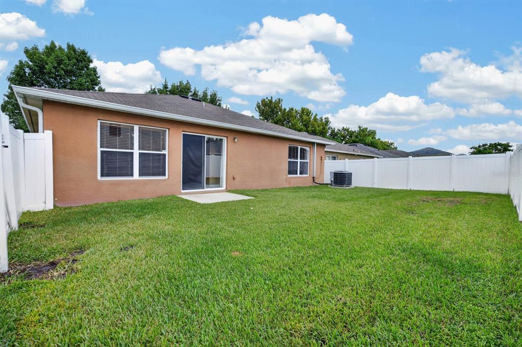 2501 BULLION LOOP, SANFORD, FL — photo 2 of 30