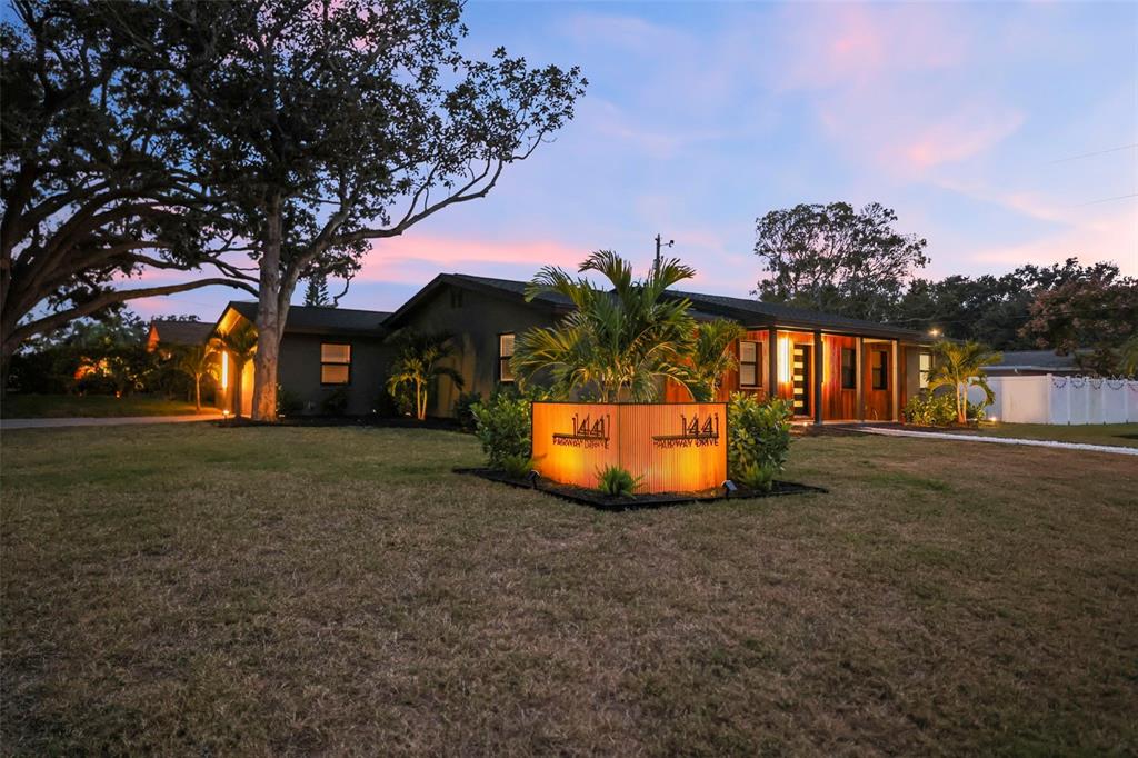 1441 FAIRWAY DRIVE