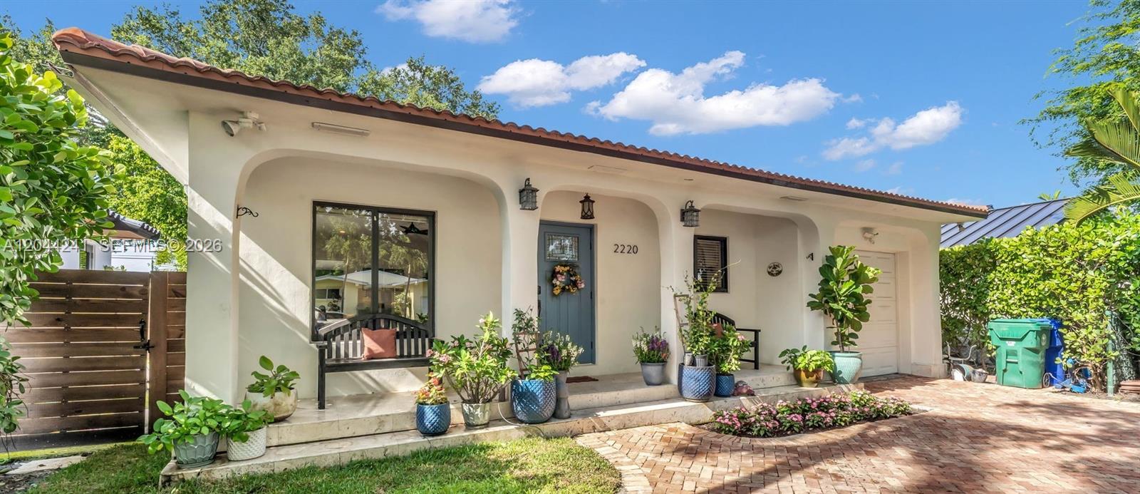 2220 SW 25th St, Miami FL 33133