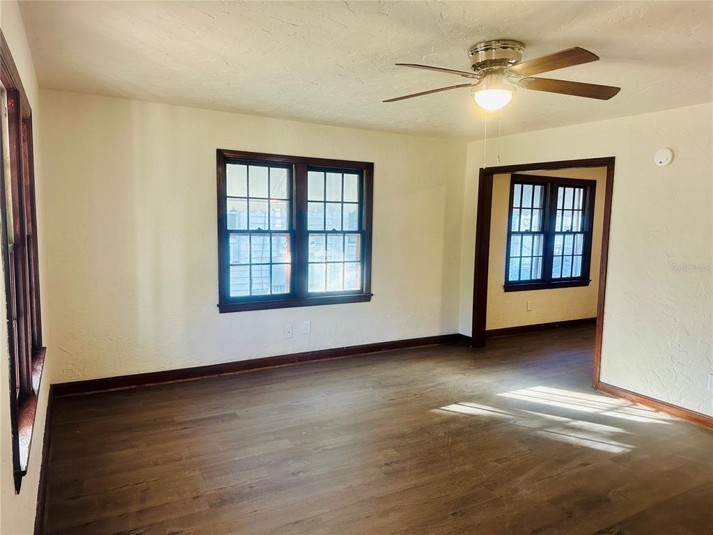 228 NW 4TH AVENUE, GAINESVILLE, FL — photo 3 of 18