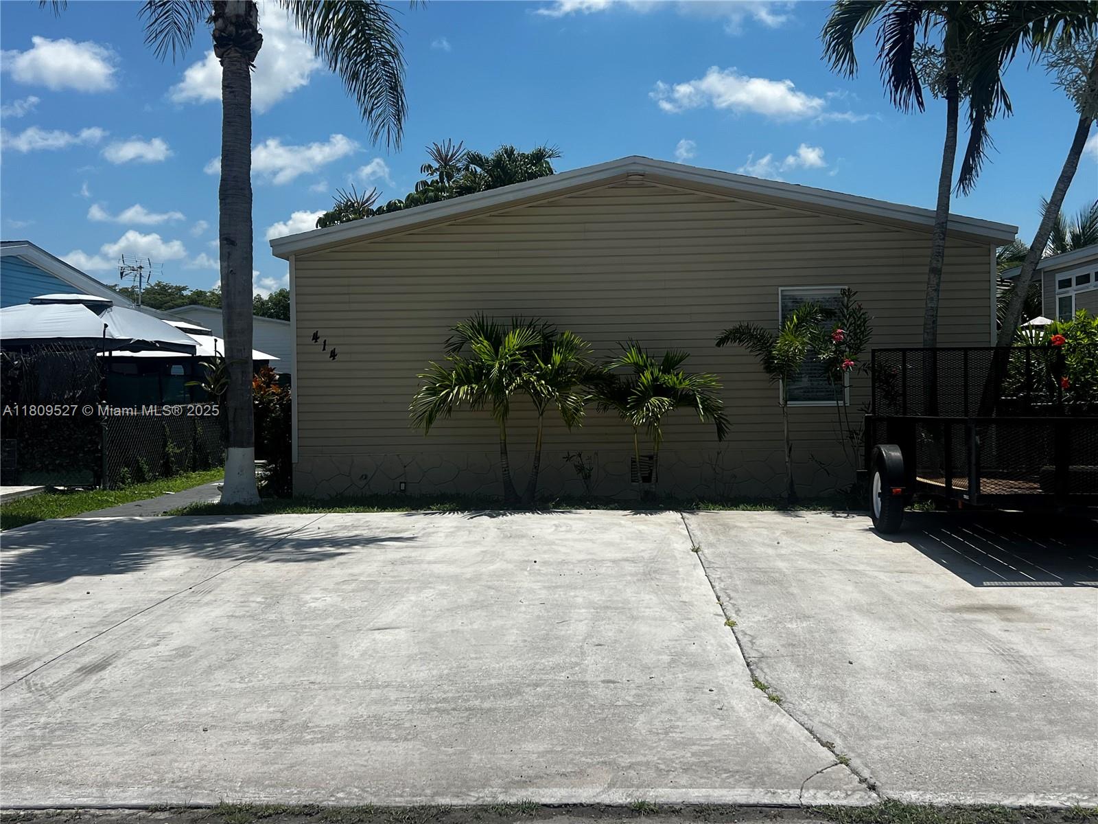19800 SW 180th Ave Lot.414, Miami FL 33187