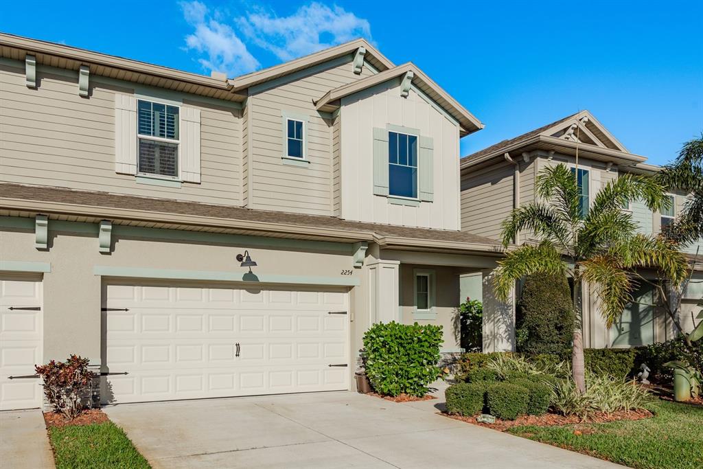 2254 SPRING LAKE COURT