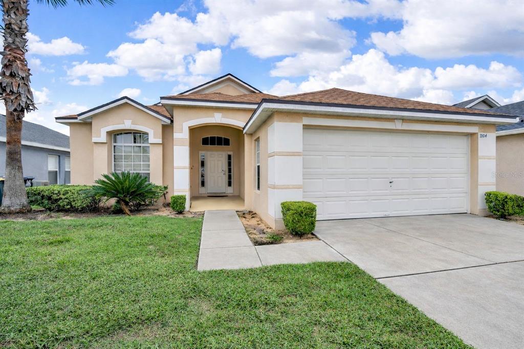 1104 BLOOMINGDALE DRIVE