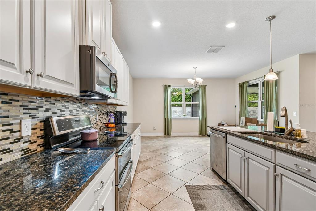 3758 HANWORTH LOOP, SANFORD, FL — photo 4 of 30