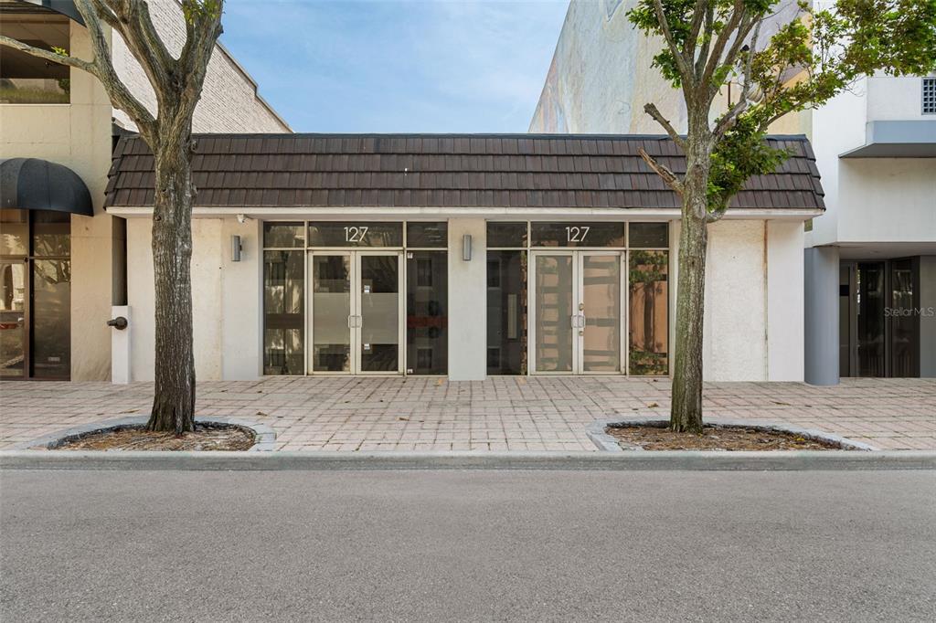127 N MAGNOLIA AVENUE