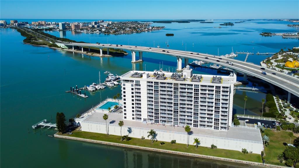 100 PIERCE STREET UNIT 305