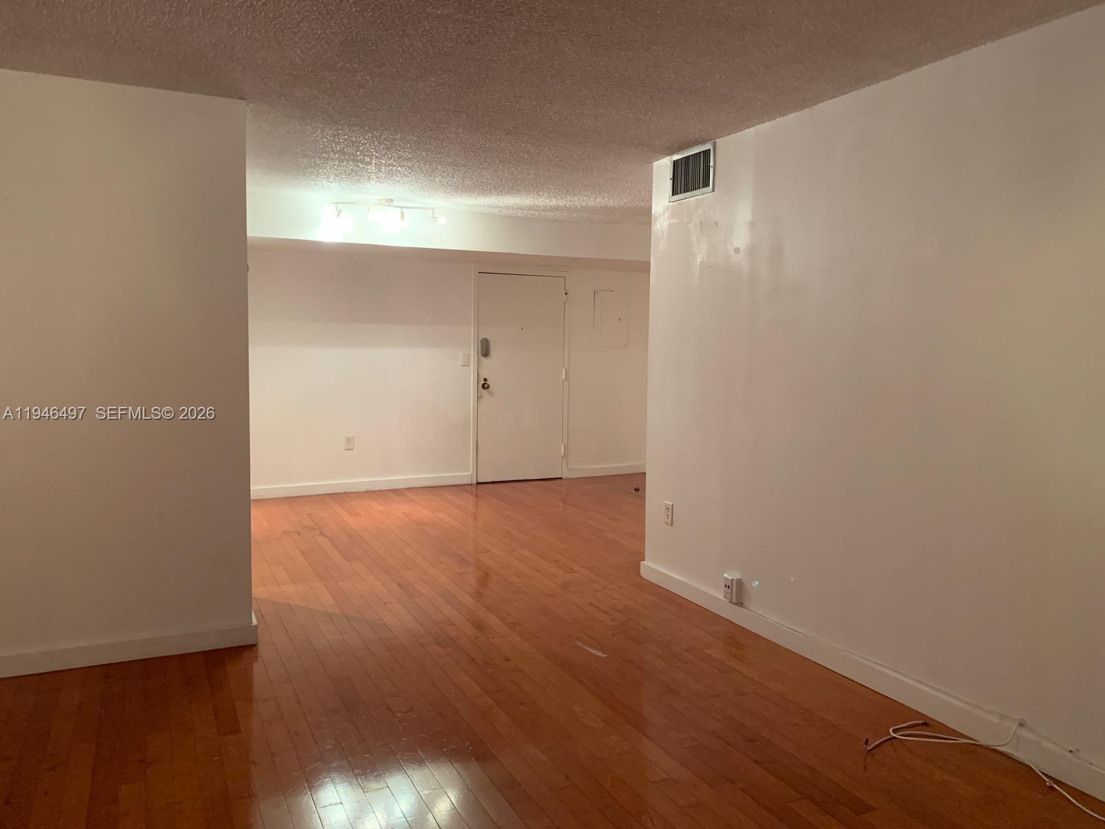 911 E Ponce De Leon Blvd # 403, Coral Gables FL 33134