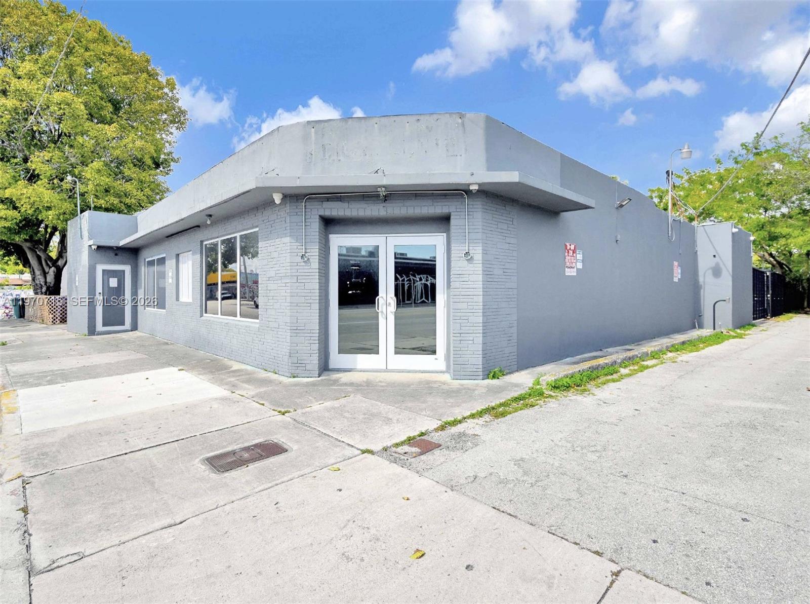 719 NW 29th St, Miami FL 33127