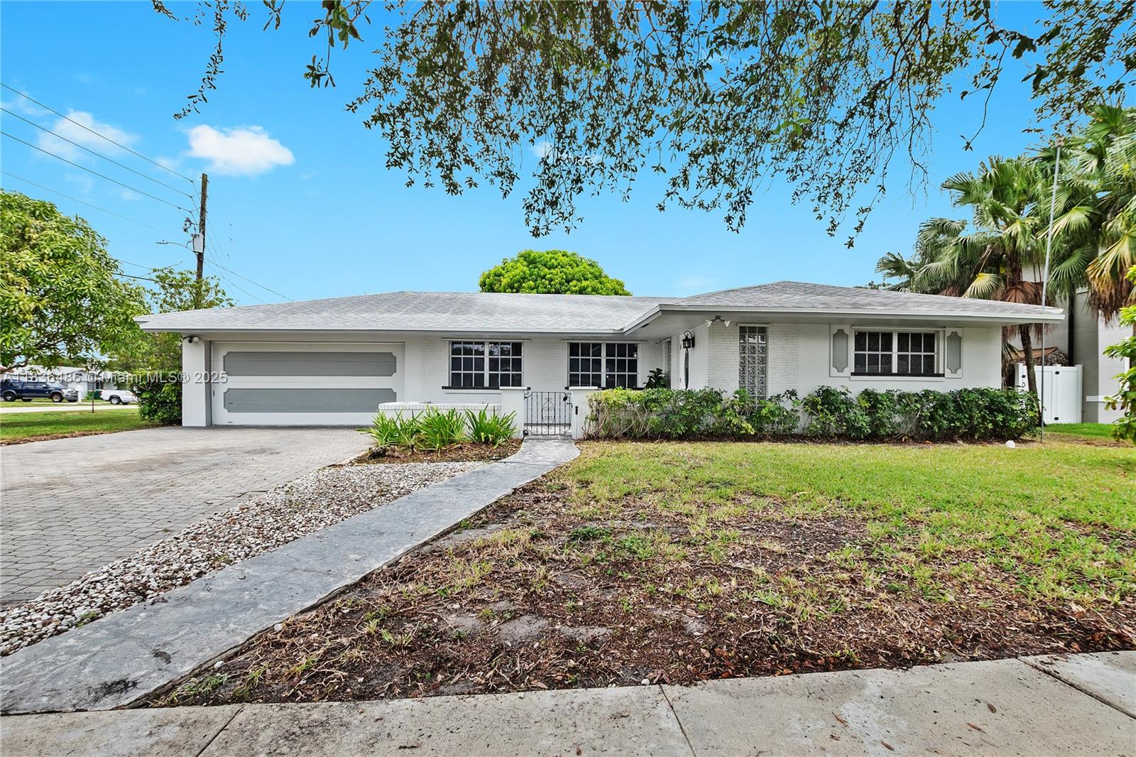 180 SW 125th Ave, Plantation FL 33325