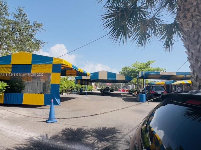 FORT LAUDERDALE, FL — photo 3 of 25