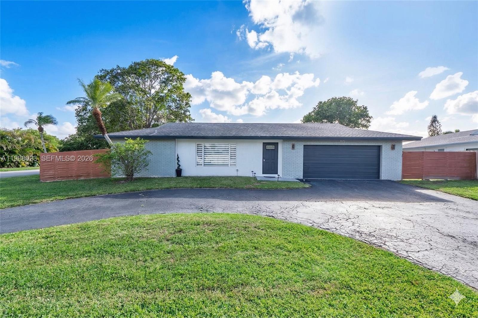 6701 NW 98th Ave, Tamarac FL 33321