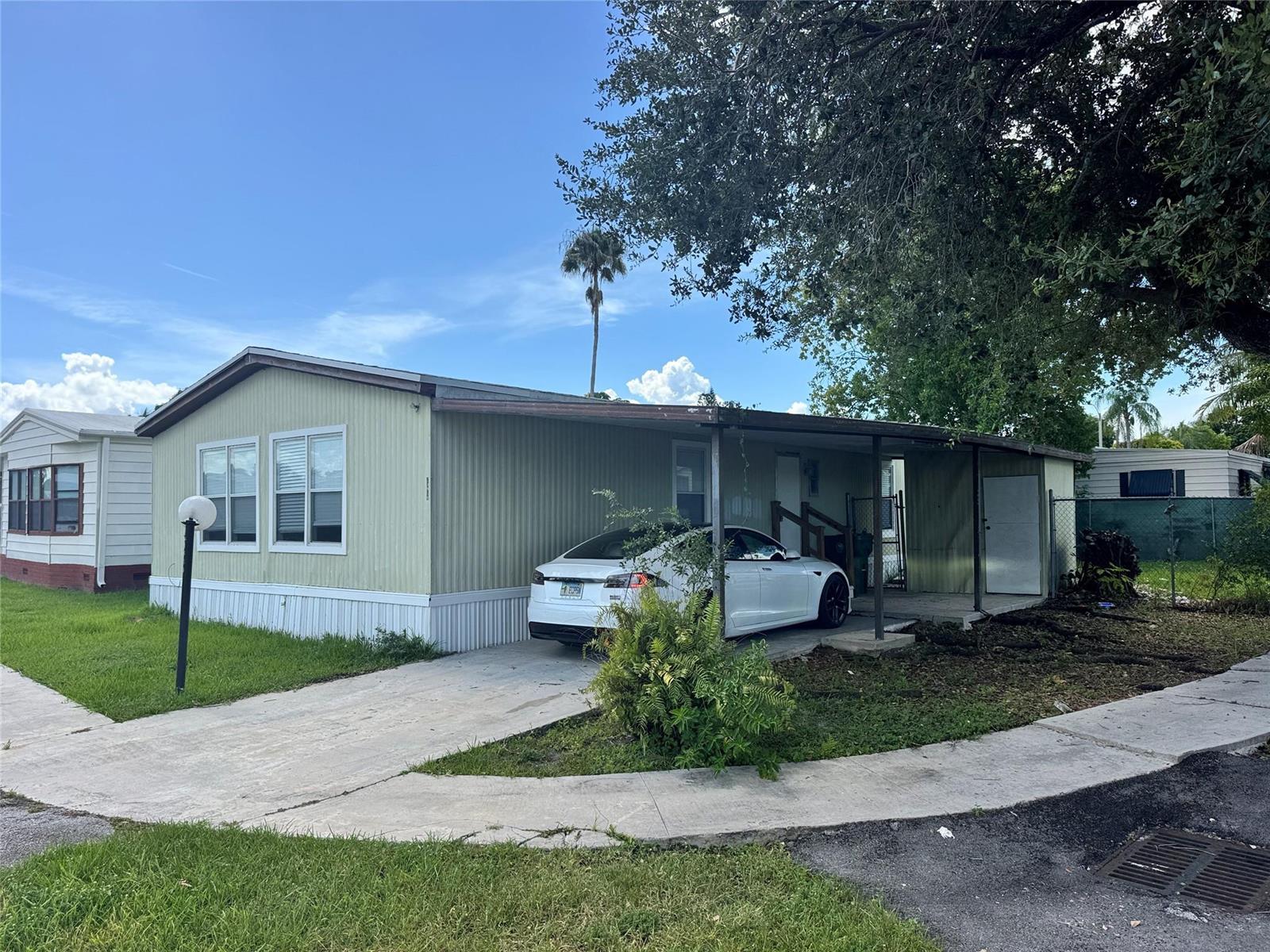 21850 NW 7th Court, Pembroke Pines FL 33029