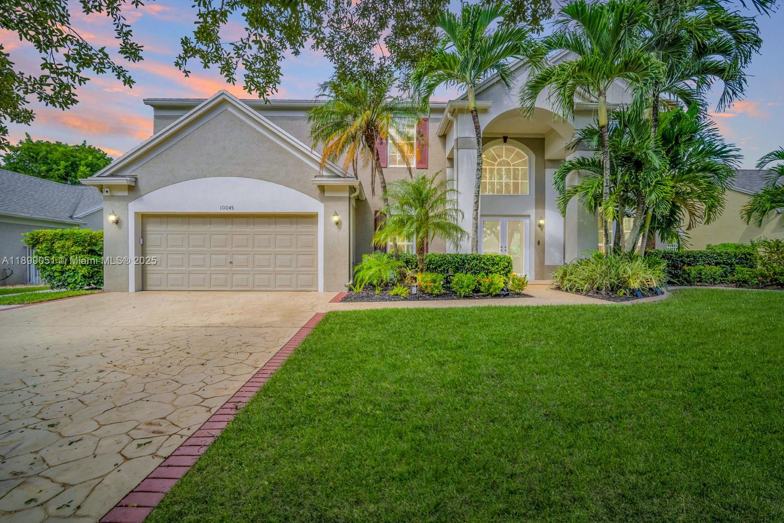 10045 Grove Ln, Cooper City FL 33328