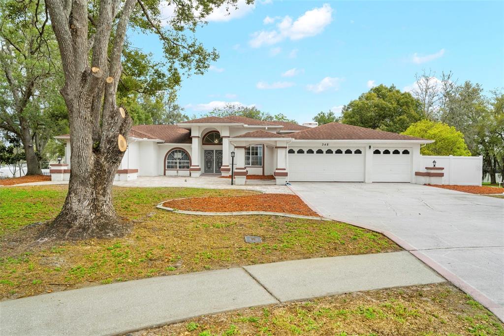 348 FLORIAN WAY, SPRING HILL, FL — photo 2 of 30