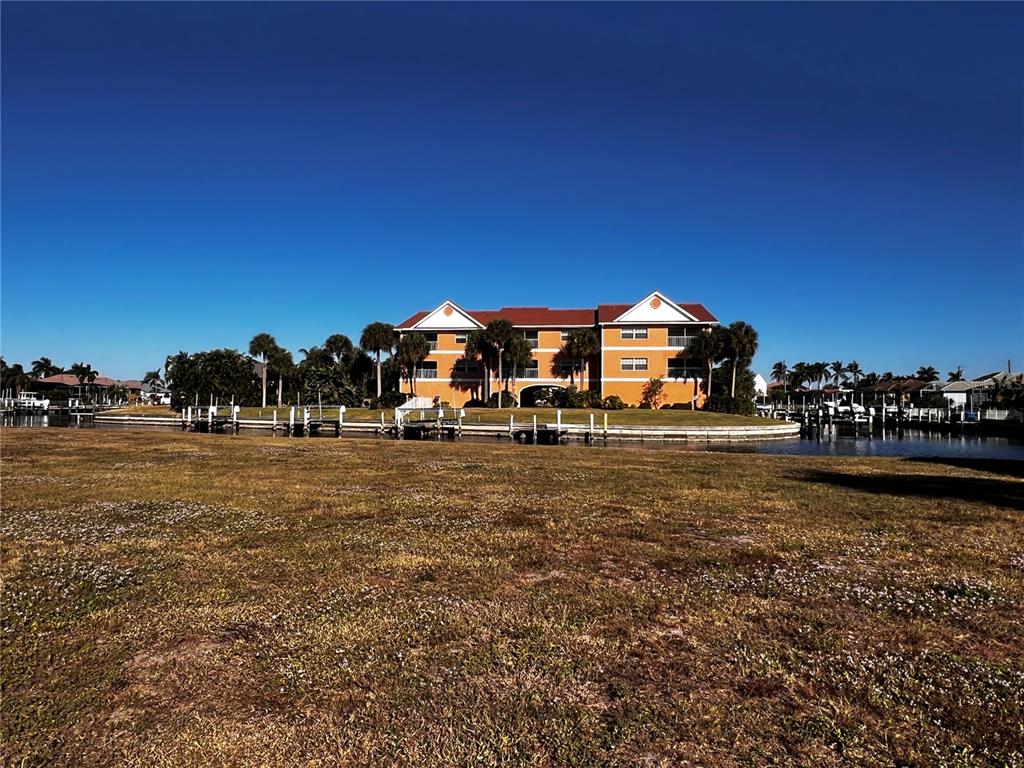 1443 MEDITERRANEAN DRIVE, PUNTA GORDA, FL — photo 4 of 11