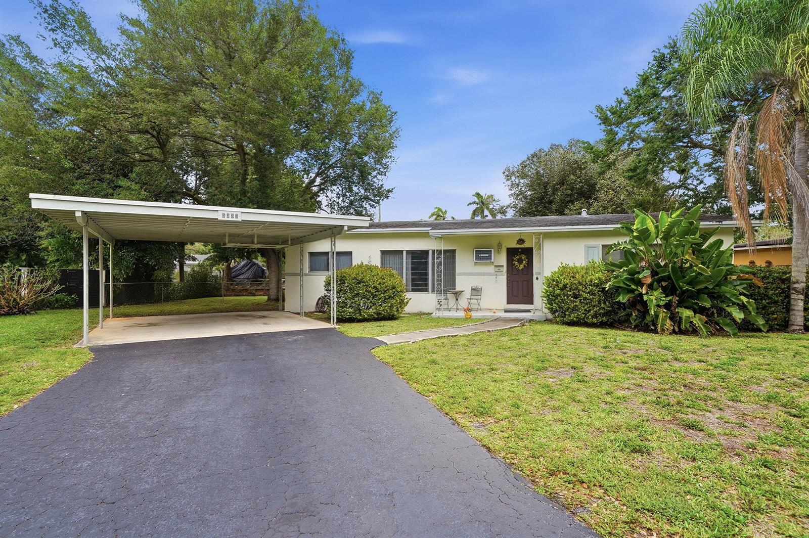 5333 Plantation Road, Plantation FL 33317