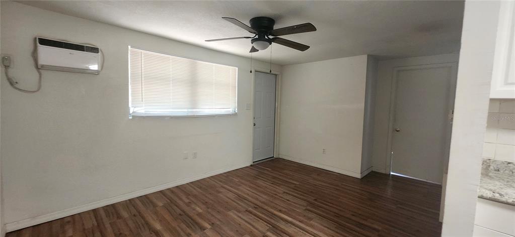5320 PINE STREET UNIT A, SEFFNER, FL — photo 2 of 8