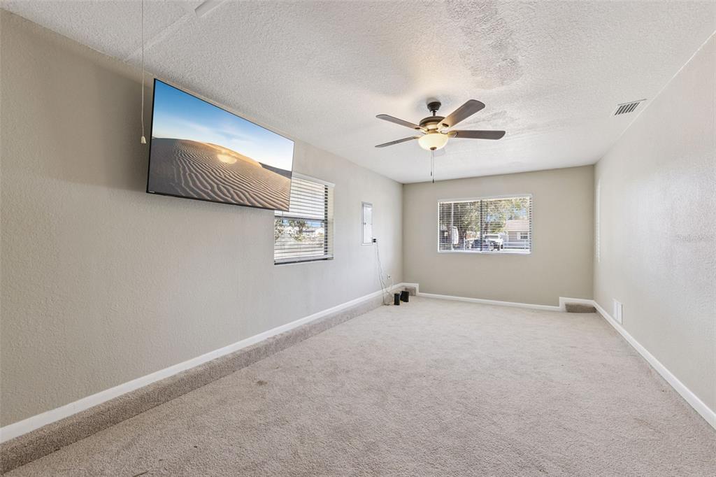725 THIRD STREET, ORANGE CITY, FL — photo 5 of 18