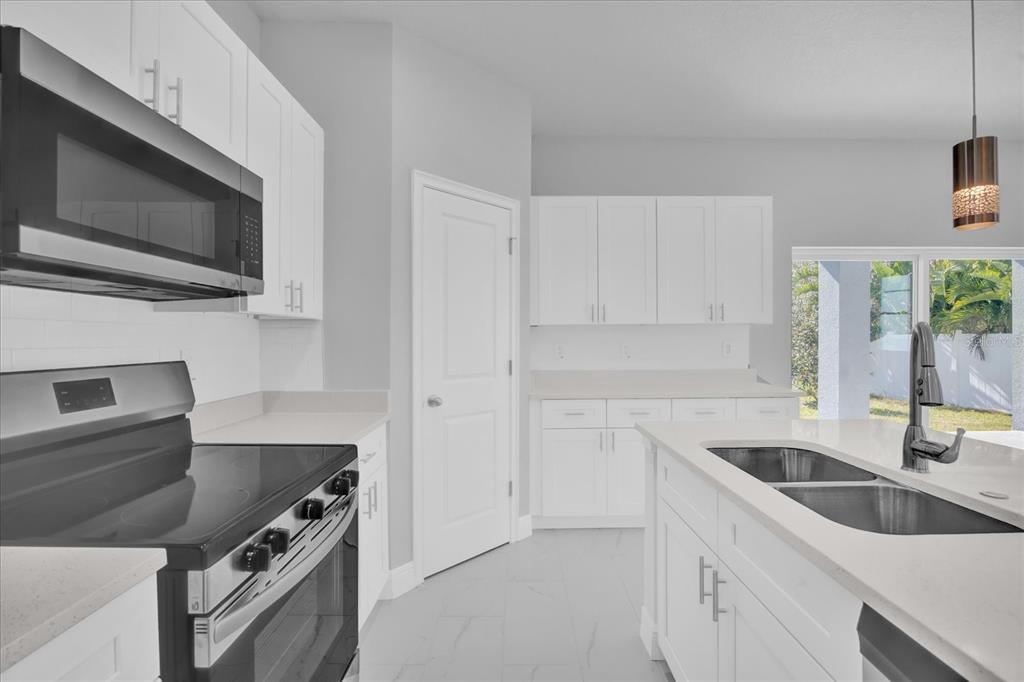 1251 ASH TREE COVE, CASSELBERRY, FL — photo 4 of 30
