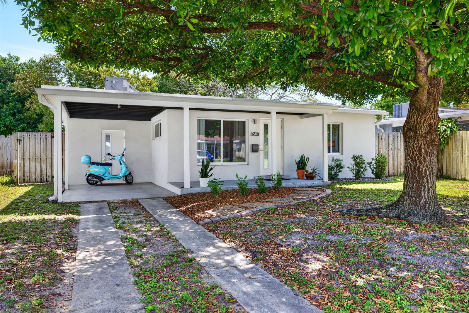 5216 NE 2nd Terrace, Oakland Park FL 33334