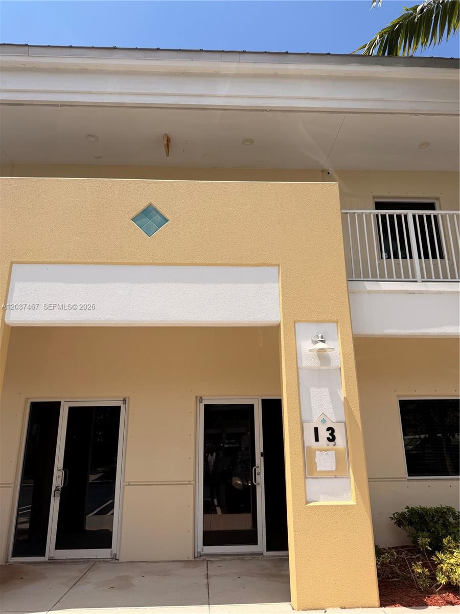2755 Vista Pkwy # I3, West Palm Beach FL 33411