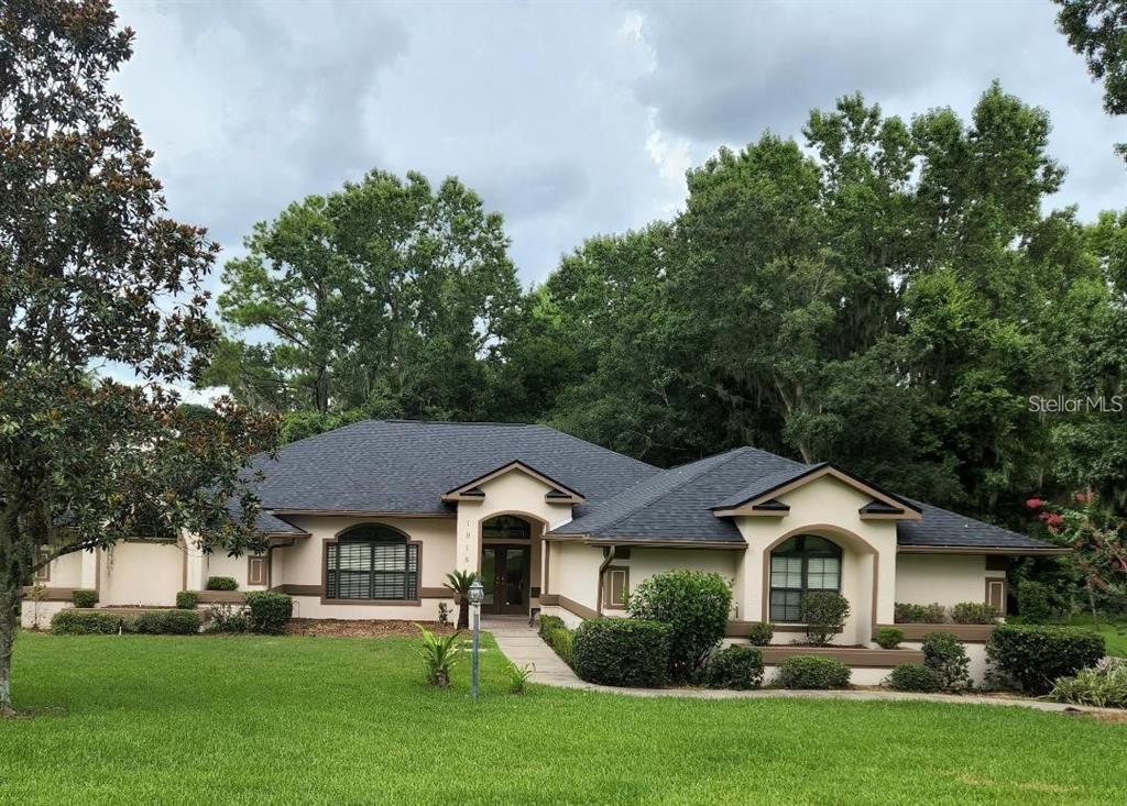 1915 SW 40TH PLACE