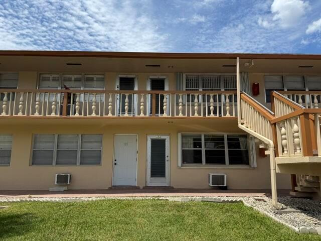 104 Hastings G, West Palm Beach FL 33417