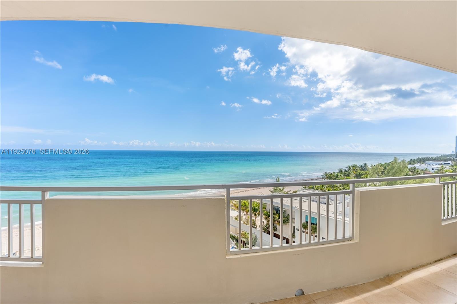 3180 S Ocean Dr # 1012, Hallandale Beach FL 33009