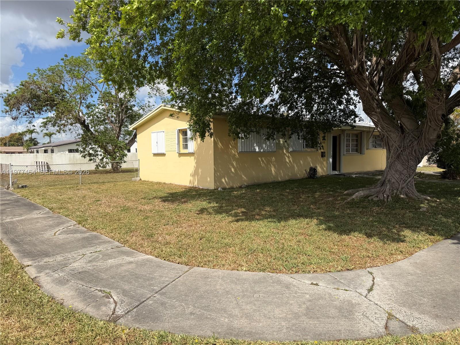 3540 SW 105th Ave, Miami FL 33165