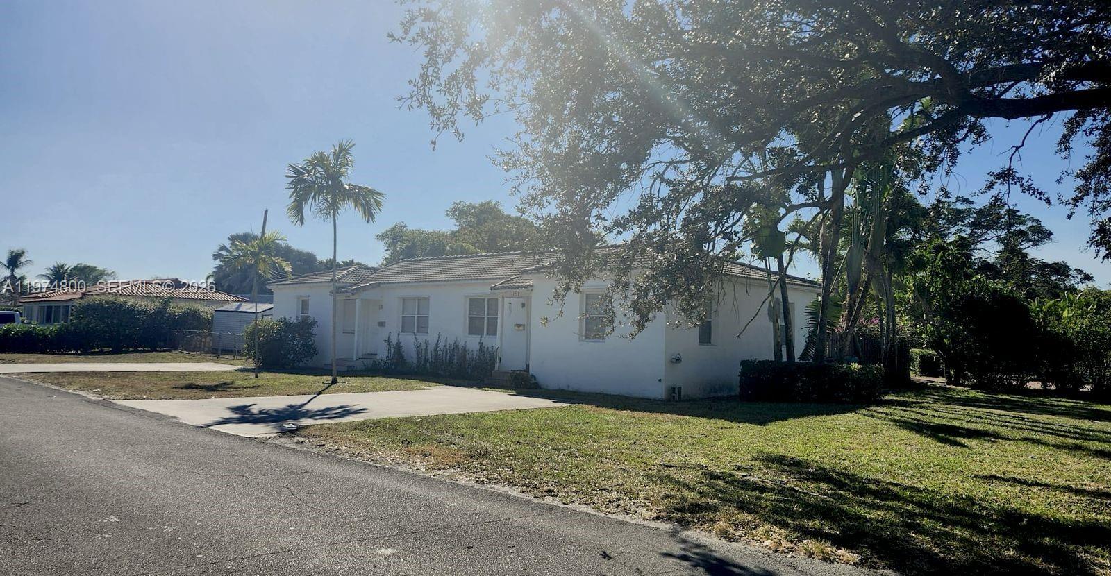 11220 NE 11th Pl # 11220, Biscayne Park FL 33161
