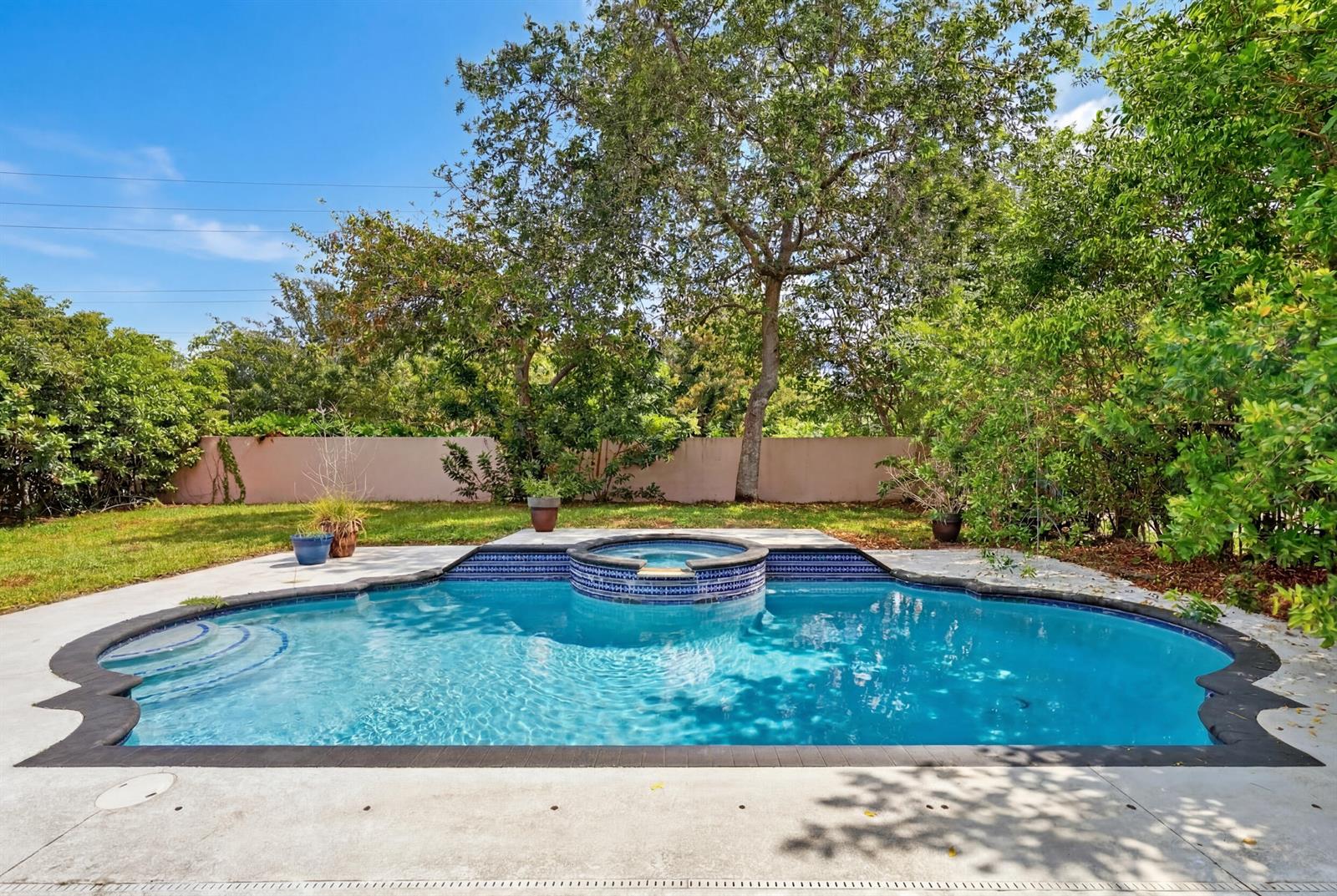 10749 Nashville Drive, Cooper City FL 33026