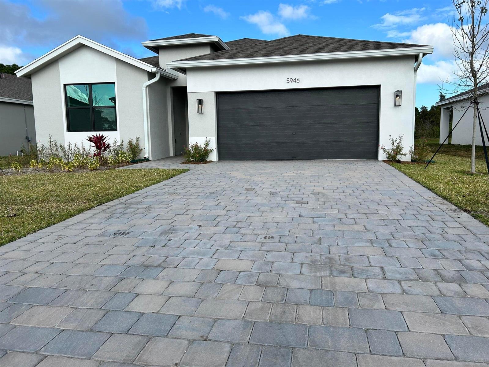 5946 SE Skyblue Circle, Stuart FL 34997