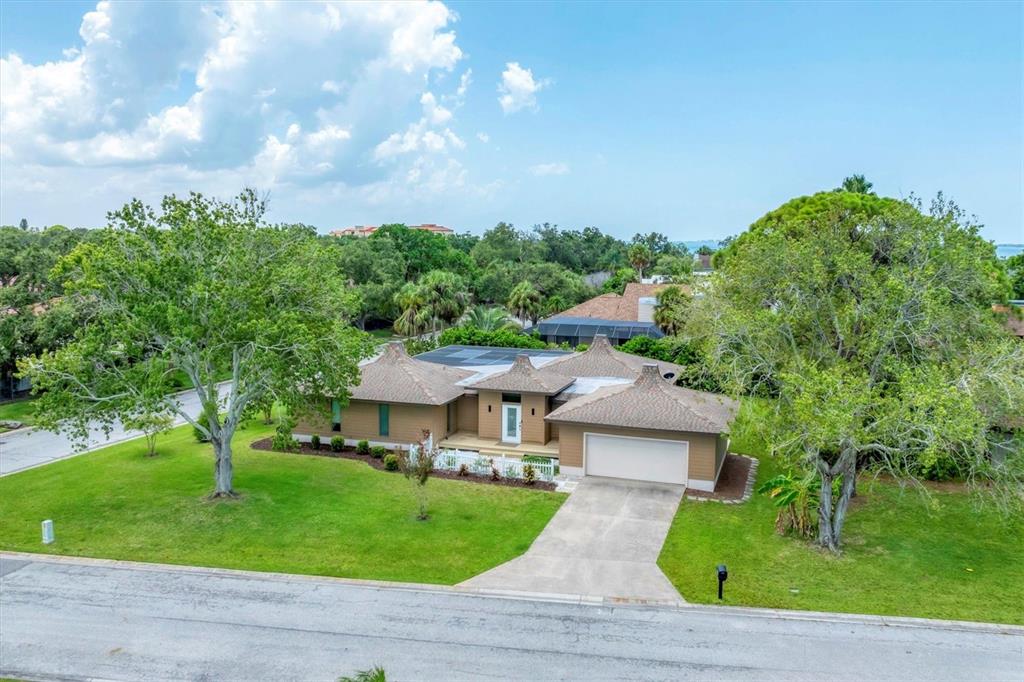 3804 BAYSIDE COURT