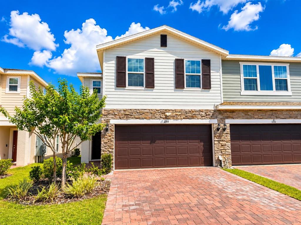 1254 WISPY CYPRESS DRIVE