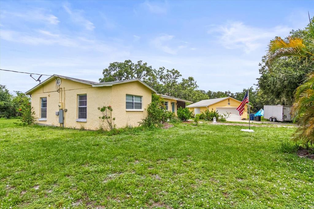 5981 JIM DAVIS ROAD