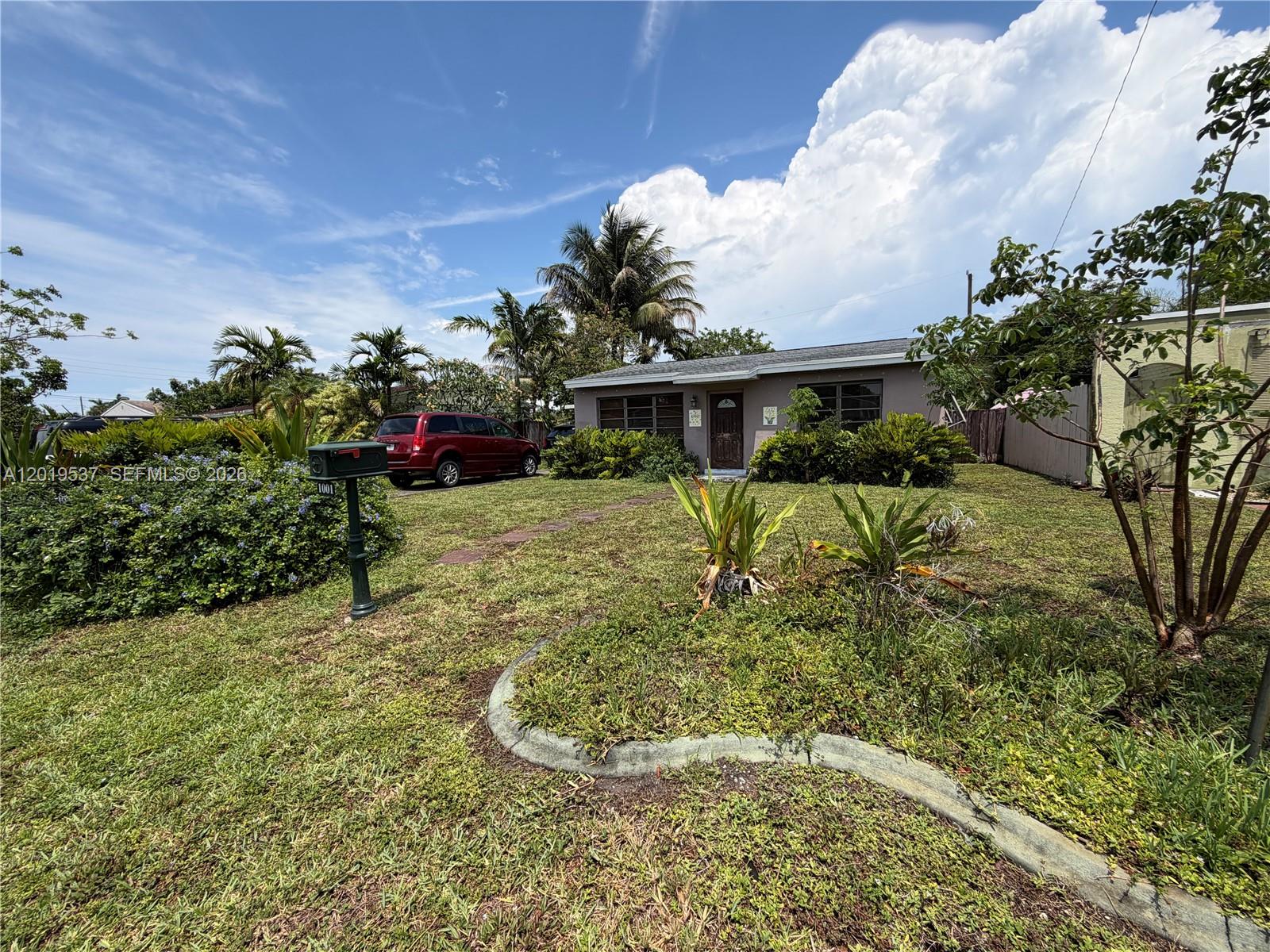 1001 N 31st Ct, Hollywood FL 33021
