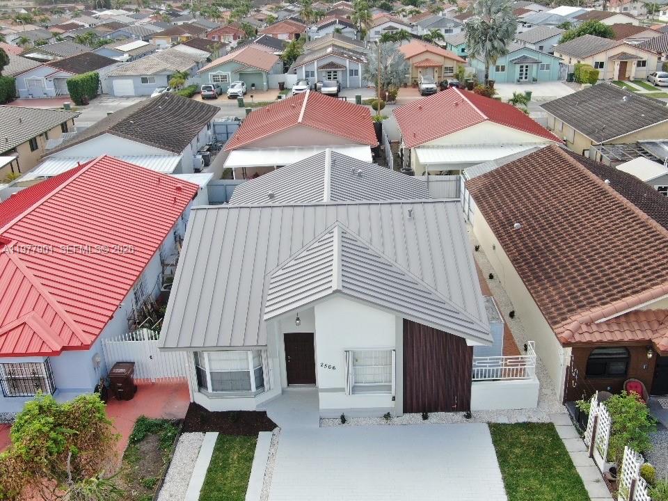2566 W 73rd Pl, Hialeah FL 33016