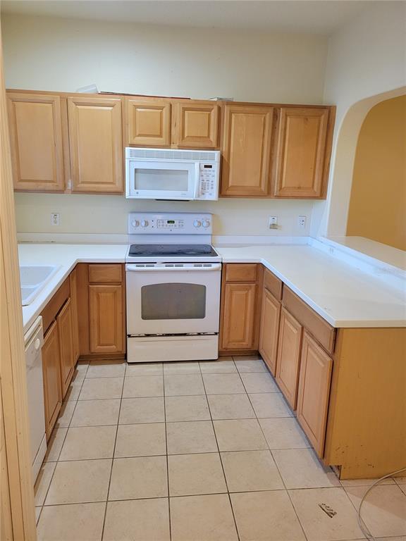 335 CAPE HARBOUR LOOP UNIT 105, BRADENTON, FL — photo 3 of 30