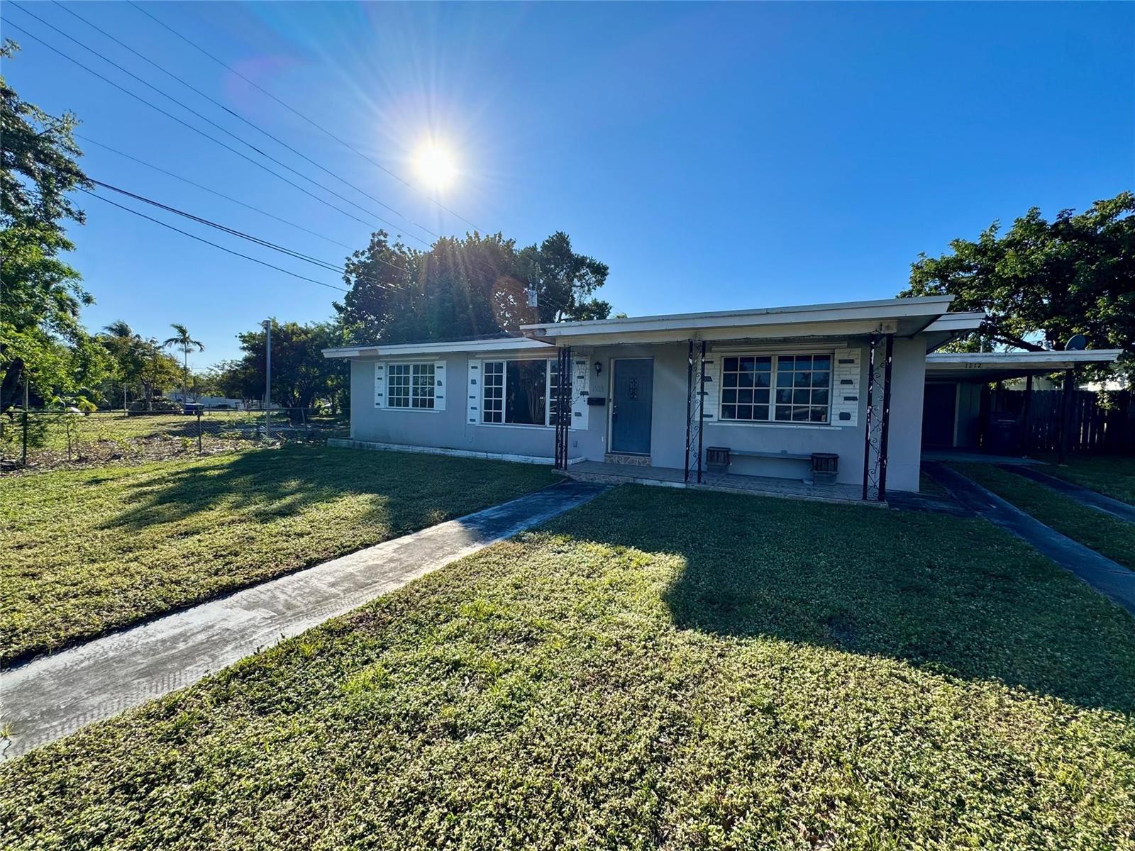 1212 S 26th Avenue, Hollywood FL 33020