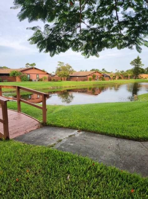 5573 FOXLAKE DRIVE