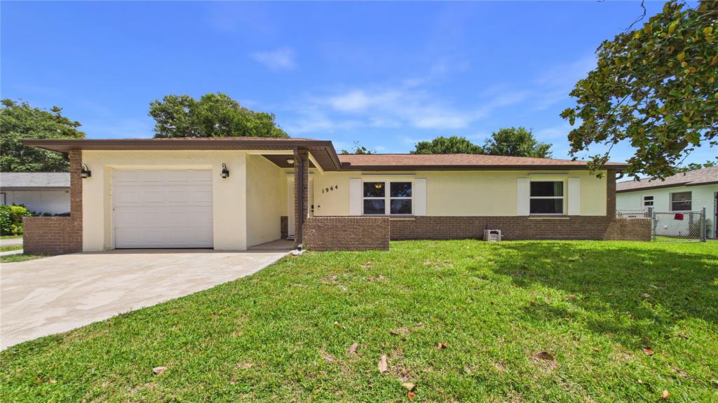 1964 W SHORES ROAD