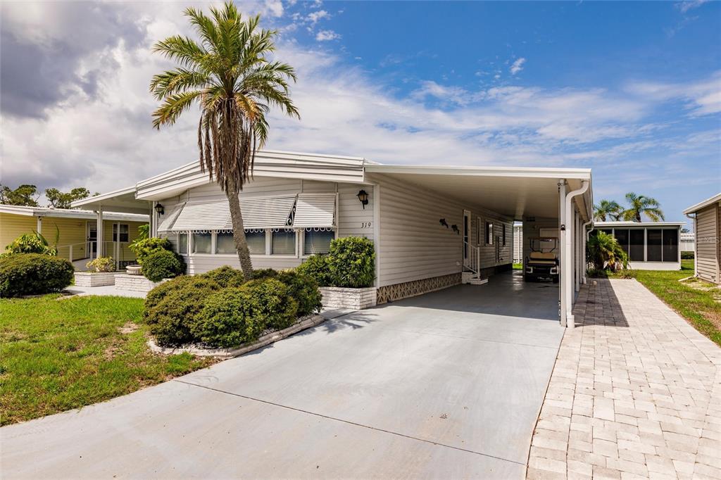 319 CASTLE DRIVE