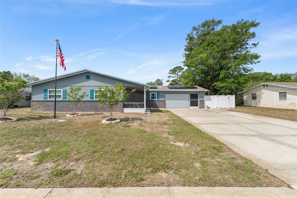 1328 LAUREL DRIVE