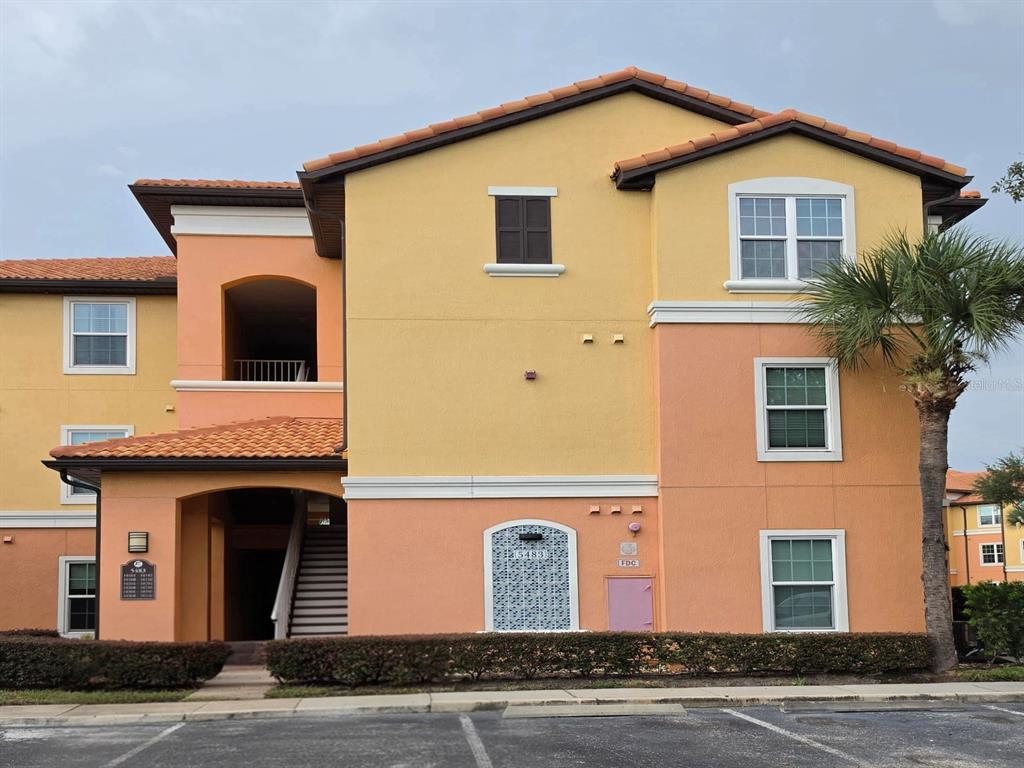 5483 VINELAND ROAD UNIT 10209