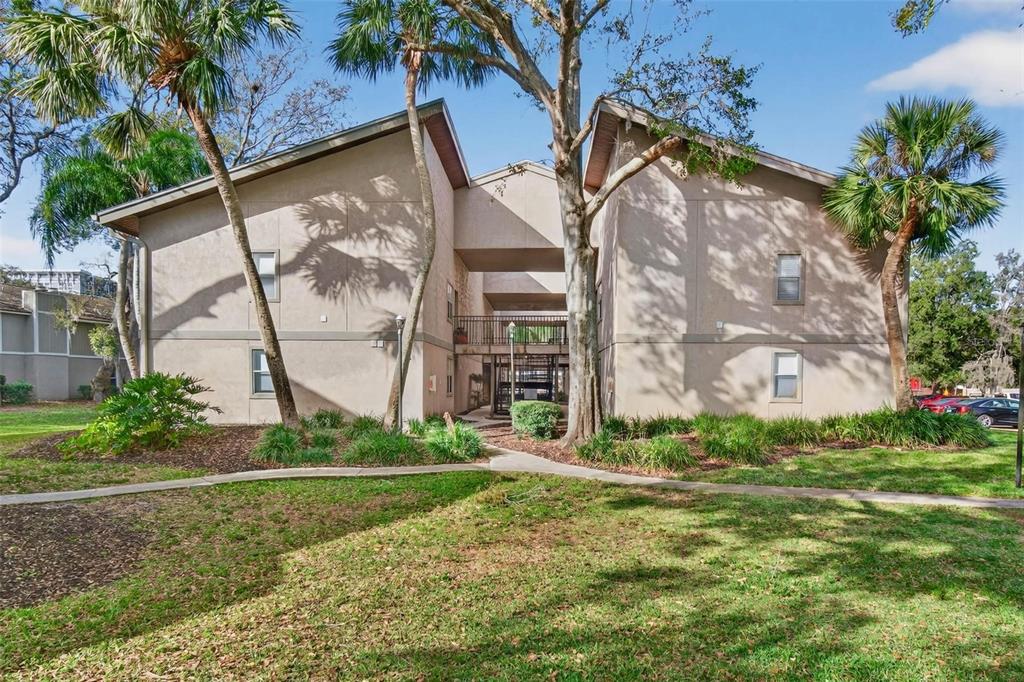 4207 WINDING MOSS TRAIL UNIT 104