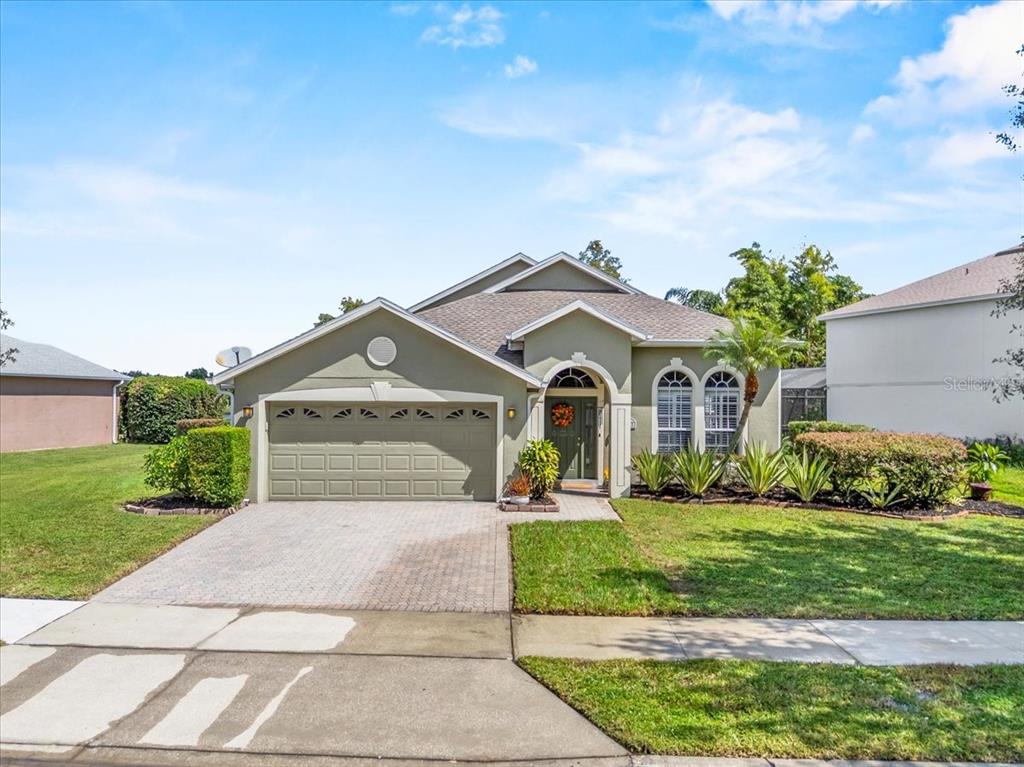 6523 LAKE PEMBROKE PLACE